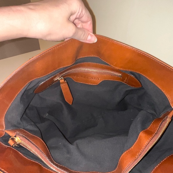 Burberry House Check Bridle Lynher Tote in Brown - Picture 6 of 9